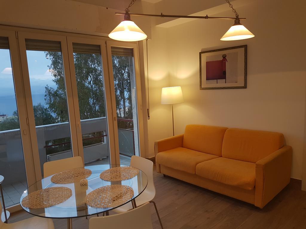 Appartement Vista Sullo Stretto à Reggio de Calabre Extérieur photo